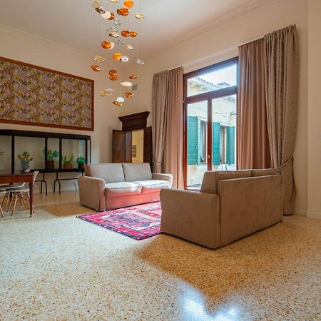 Ca' Longo Palace Damasco Venedig Eksteriør billede