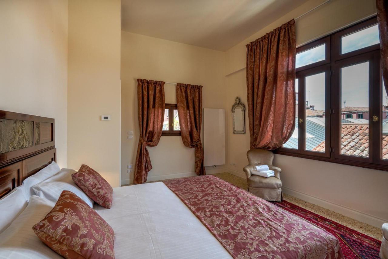 Ca' Longo Palace Damasco Venedig Eksteriør billede