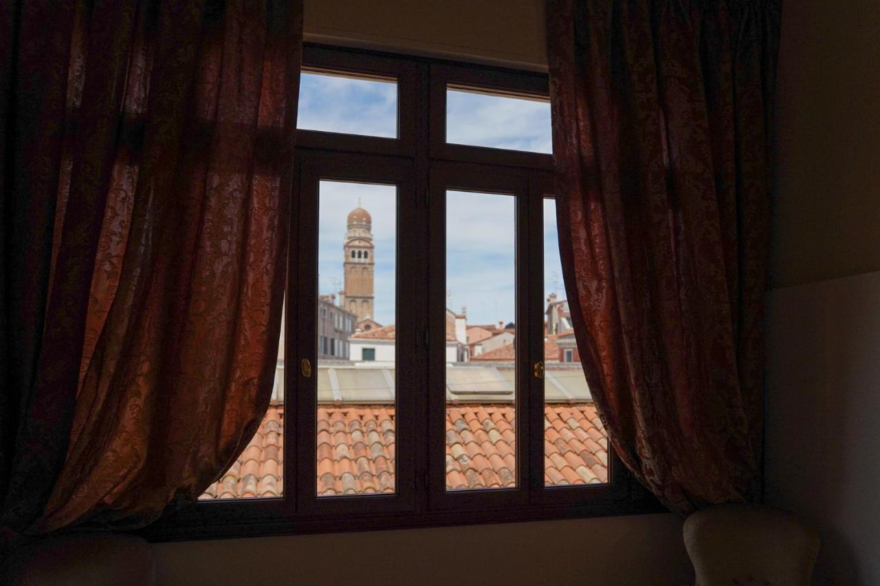 Ca' Longo Palace Damasco Venedig Eksteriør billede